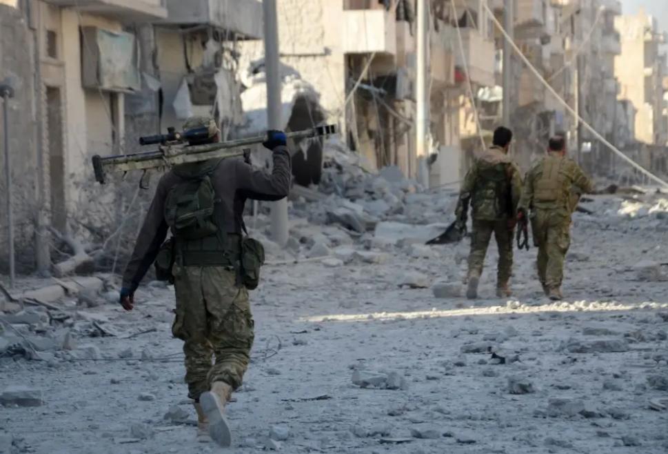 阿萨德卷土重来！表哥一线冲锋，老虎师师长多国斡旋，朱拉尼与普京玩还是嫩了点！
