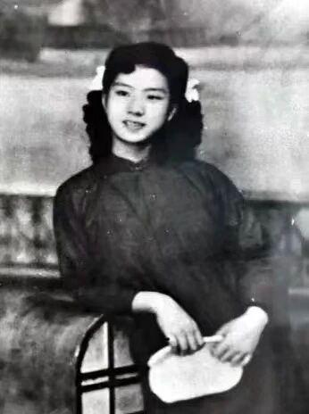 青春赴大义，巾帼烈士丹心照家国。
刘惜芬（1924‑1949），福建厦门革命烈士