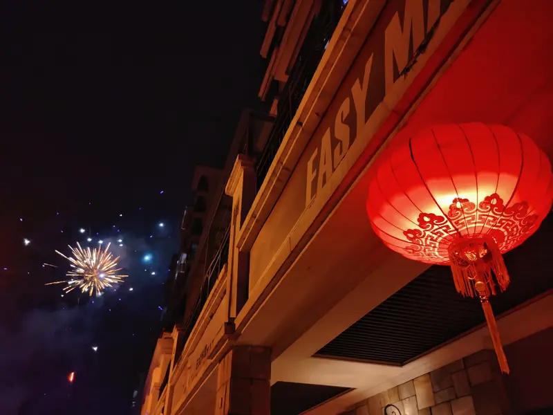 就在元宵夜，“头号天象”要闪亮登场啦！据了解，这次天象可是相当罕见。想象一下，在