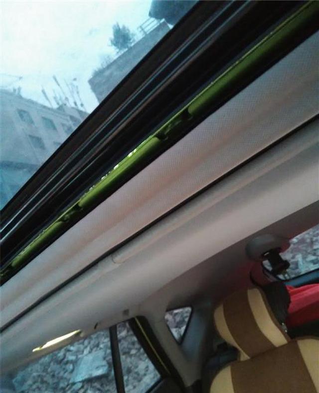 海马S5天窗漏水？自己动手就能解决，不用送修
海马S5车主注意啦！雨季来临，天窗