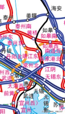 被千万苏北人盼了20多年的新长铁路过江难题，至今仍是江苏交通最大的意难平！
不少