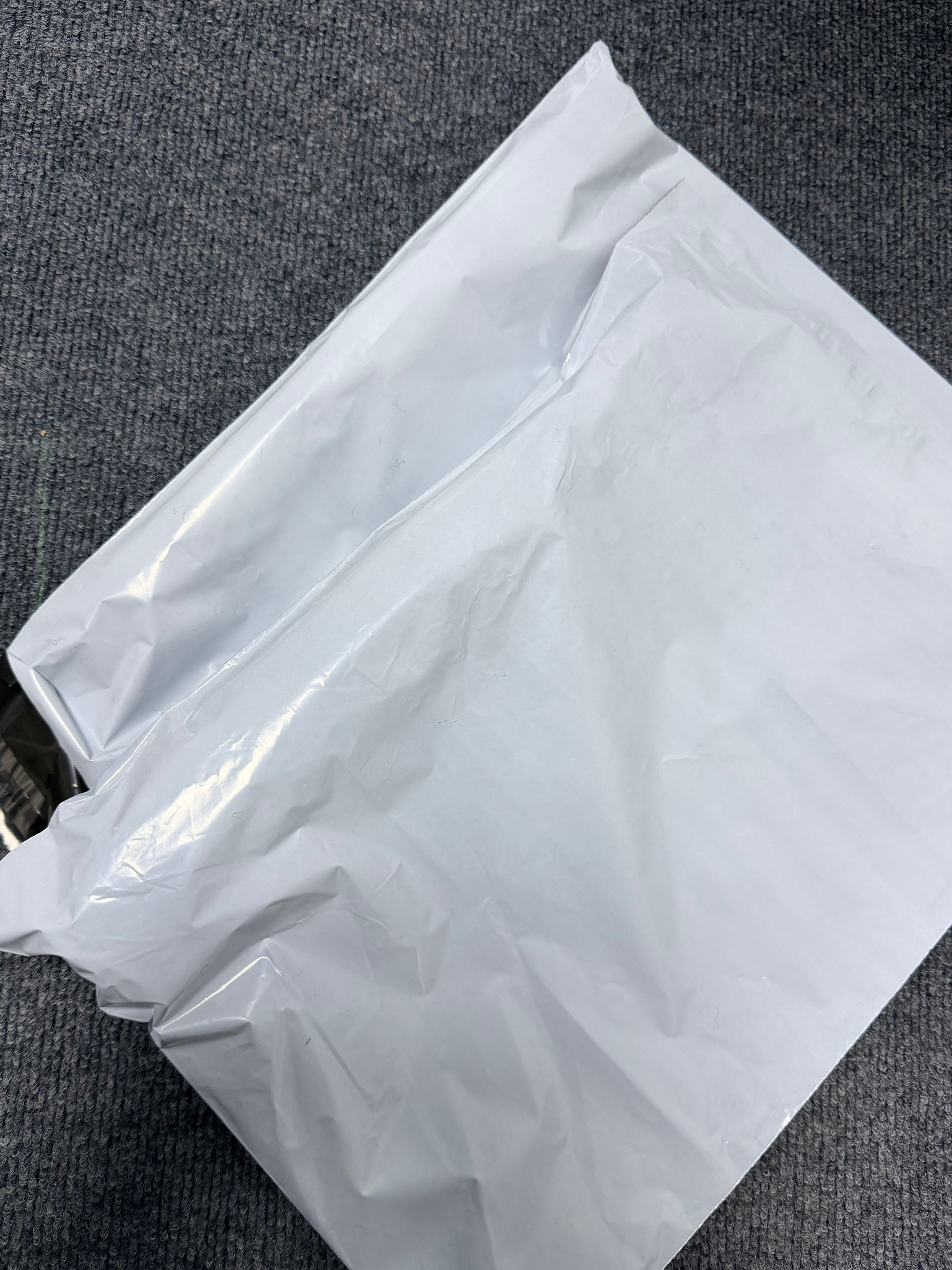 刚在菜鸟裹裹上下了两个寄件单，没想到还是EMS不能更改，希望这次别再出现意外情况