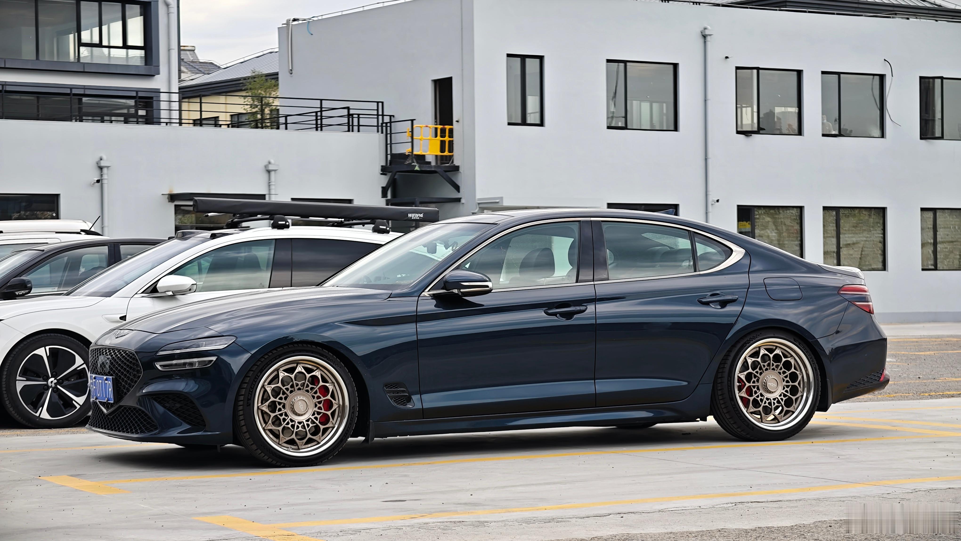 洗车工遭罪系列，不知道老板会不会尝试 