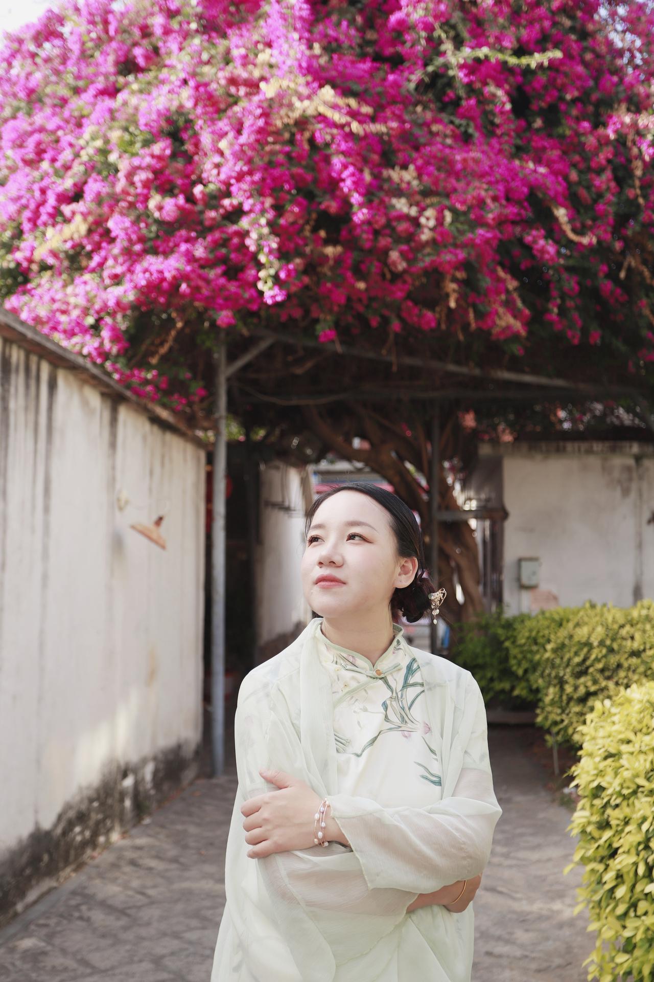 当我们有了定位之后，并不意味着要放弃其他的兴趣和擅长，而是要学会用自己的专业和毕