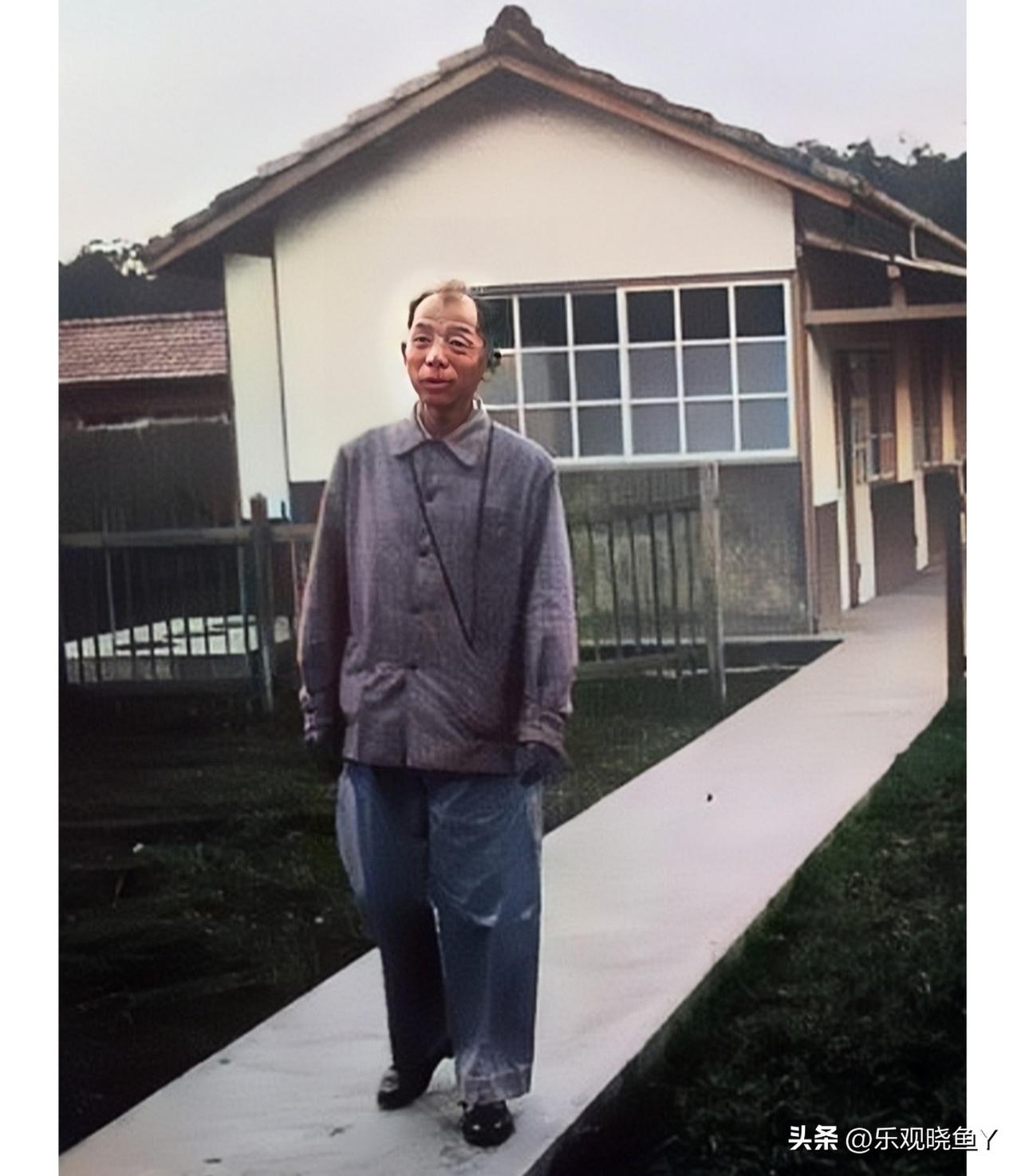 这才是张学良的真实貌相，这可不是演戏，也并非某电视剧里的演员，而是他被软禁在台湾