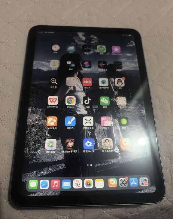 iPad mini6还能出多少
边框磕碰明显，屏幕有一道划痕贴膜看不出来，修过指