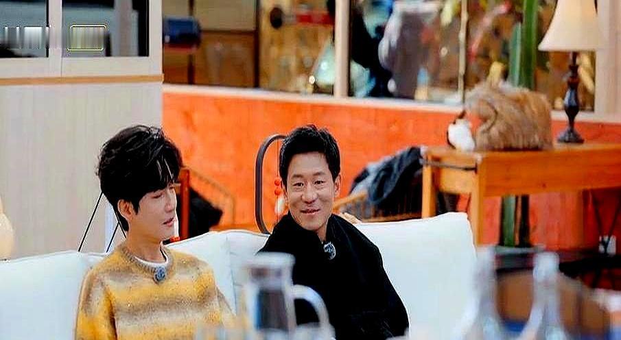 07快男里最可怕的人，不是冠军陈楚生，也不是苏醒，而是那个已经转幕后的郭彪。
 