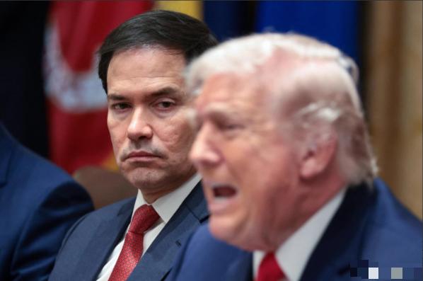 美国彻底死心了 
令特朗普没想到的是，在2月5日，加拿大总理卡尼正式宣布了电动汽