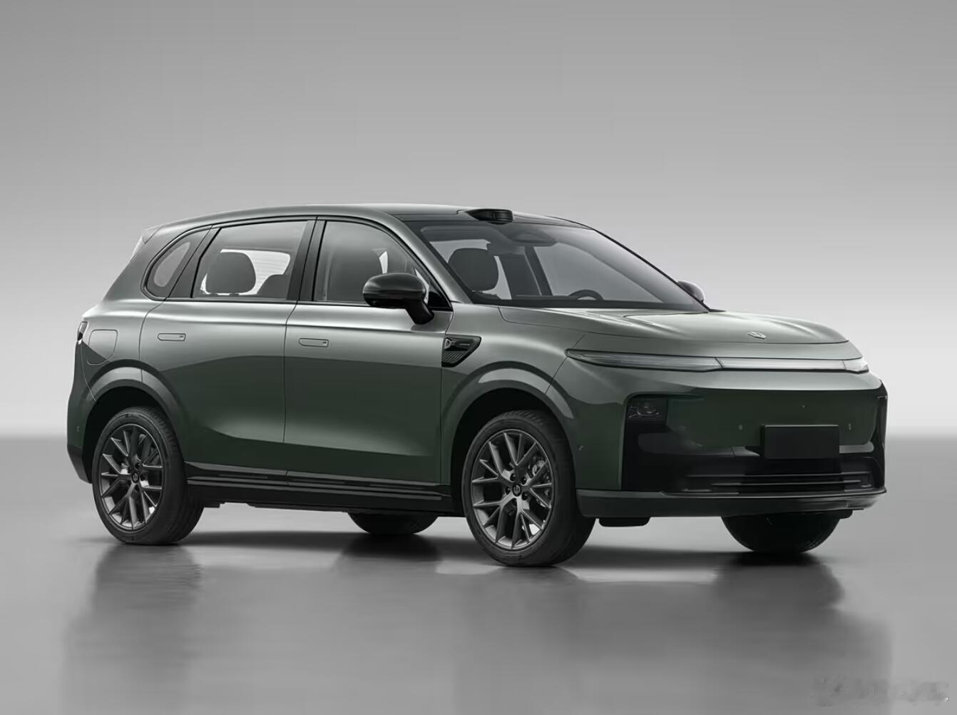 紧凑型SUV“火力升级”5款新车来袭 领克20、奇瑞风云T7领衔       紧