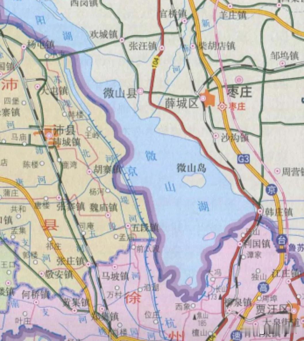 非常奇怪的湖界划分，微山湖的南部应该划给江苏才对，这是什么人出的点子？将微山湖整