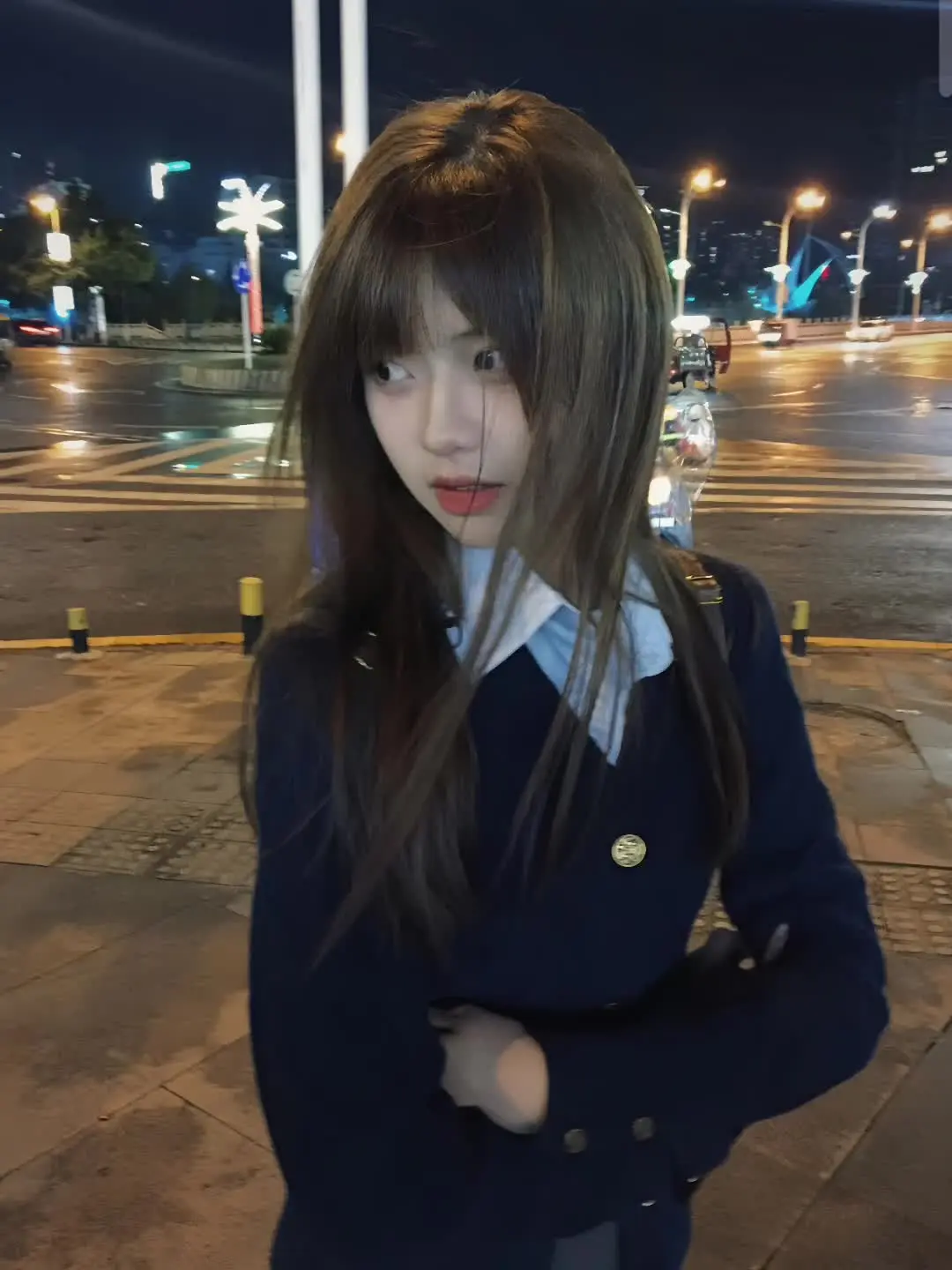 见最后一面有什么意义呢 一个泪流满面 一个无动于衷