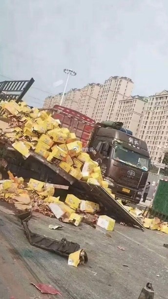 去捡一瓶应该没人说吧。 