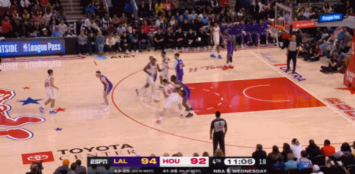 詹姆斯内线补防，帽掉了贾巴里史密斯的进攻！湖人vs火箭