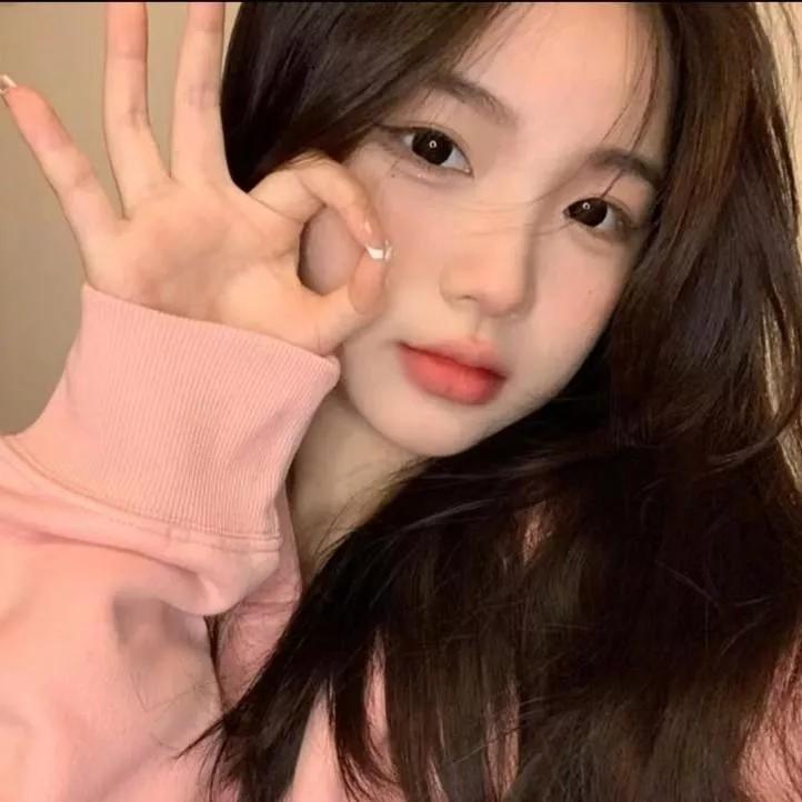 可爱女孩儿😊👏👍✨