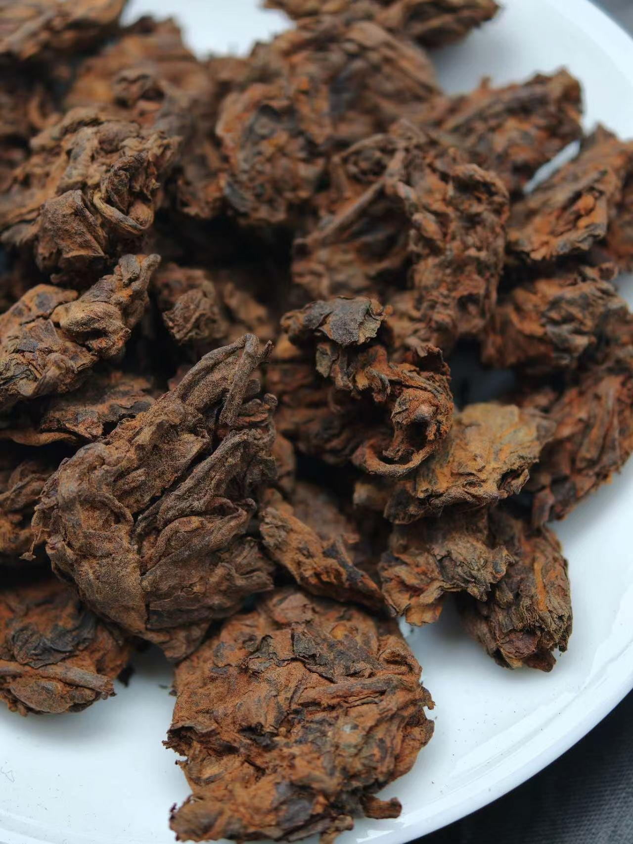 普洱茶里的熟普，喝起来总觉得既温柔又有力量