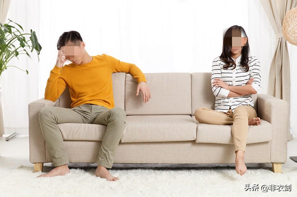 一男子网上吐槽，自己有稳定工作，一个月能挣两三万，养家完全没问题，根本不用依靠父