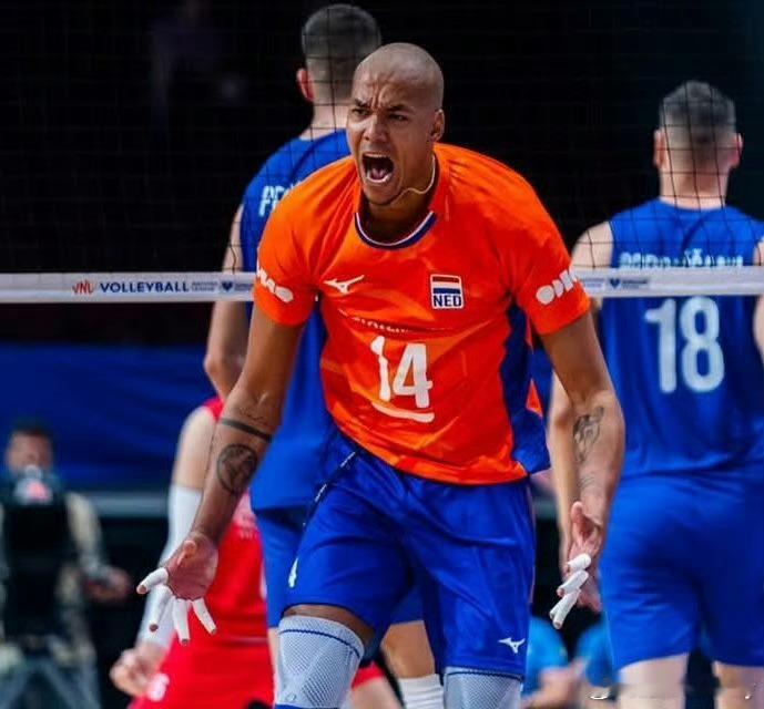 【尼米尔霸榜世联赛单场得分】🥇 尼米尔·阿卜杜勒-阿齐兹 🇳🇱对阵法国队（