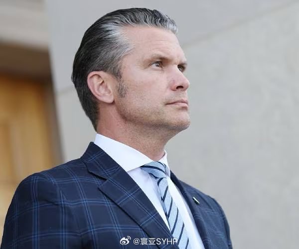 美防长要求彻查嘲讽查理柯克遇害人员 NBC报道，美国战争部长皮特·赫格塞斯已警告