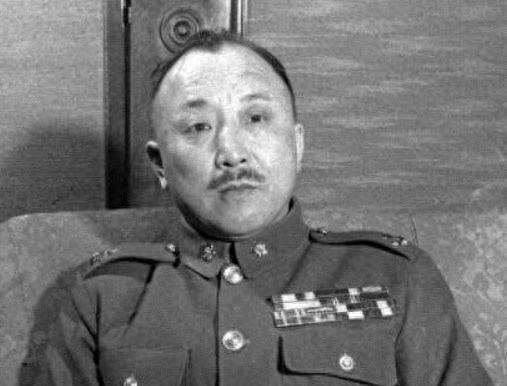 卫立煌1938年前往延安拜访，毛主席得知后紧急召见肖劲光，亲自交代一项特殊任务！