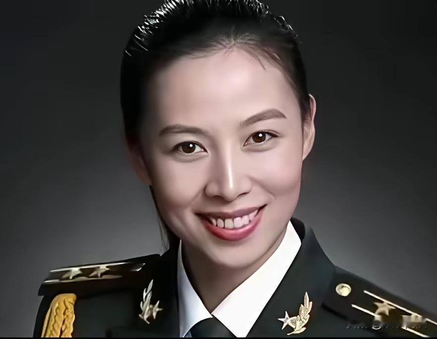 别再说女性力量单薄！看看王亚平的人生轨迹：驾驶战机守护国土，奔赴太空突破极限，拿