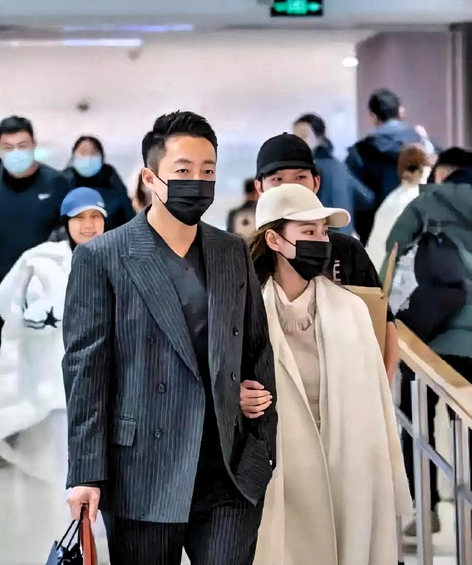 谁说忙事业的爸爸就顾不上孩子？汪总用实际行动打了多少质疑者的脸。昨天还在石家庄巡