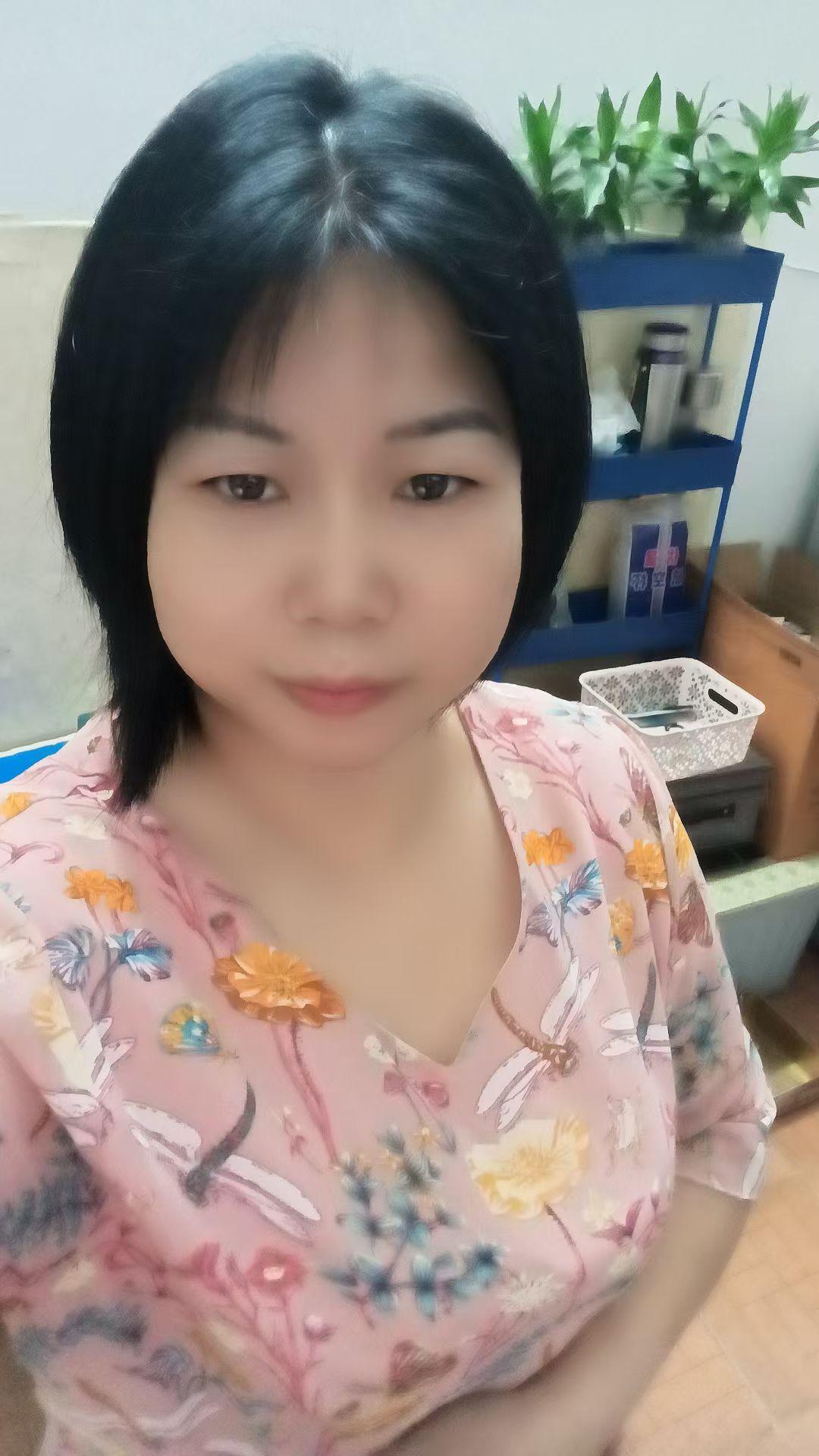大家好，我是七姐，有很多男人说你们女人那么现实，为什么女人都想找有钱的男人？就像