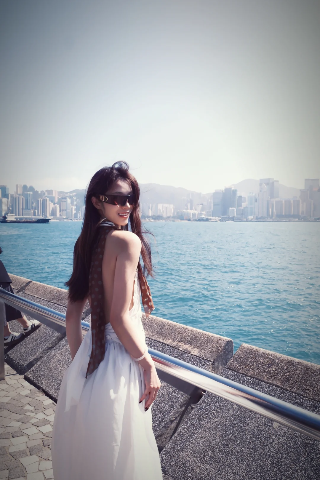 177/49kg 在港内吹风