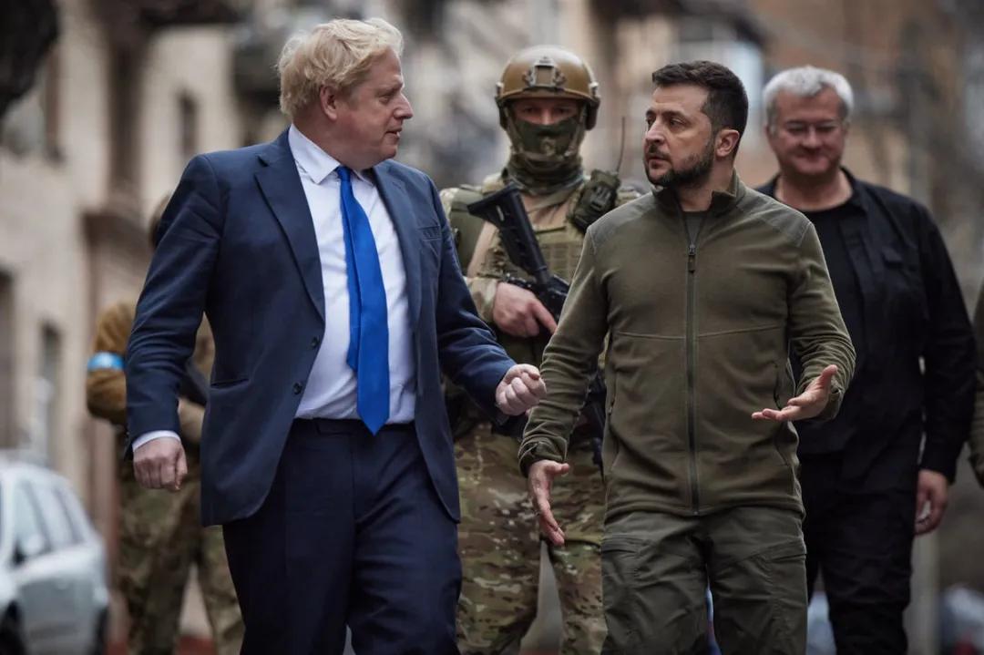 英国究竟支援了多少东西给乌克兰呢
先说结论，英国援助的资金，大部分都留在了英国本
