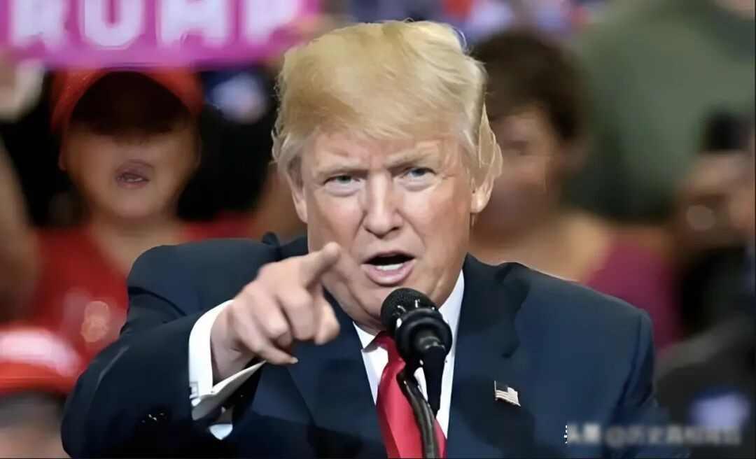 新加坡，夹缝里站错队，小国赌输大棋局

2023年，新加坡进一步向美国靠拢，它率