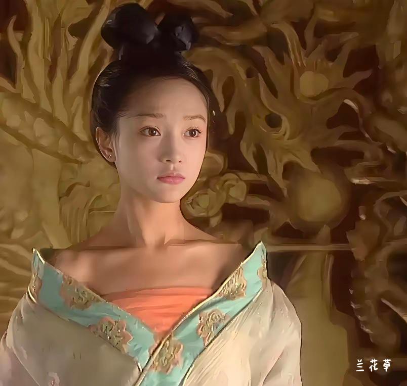 周迅的“太平公主”是抓人眼目的，成年“太平公主”陈红的就显得平淡无奇了。  
美