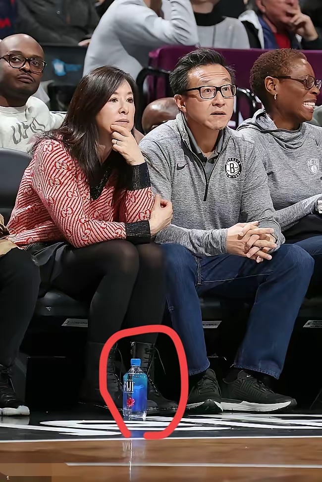 蔡崇信他们喝的是什么水，第一次见到 