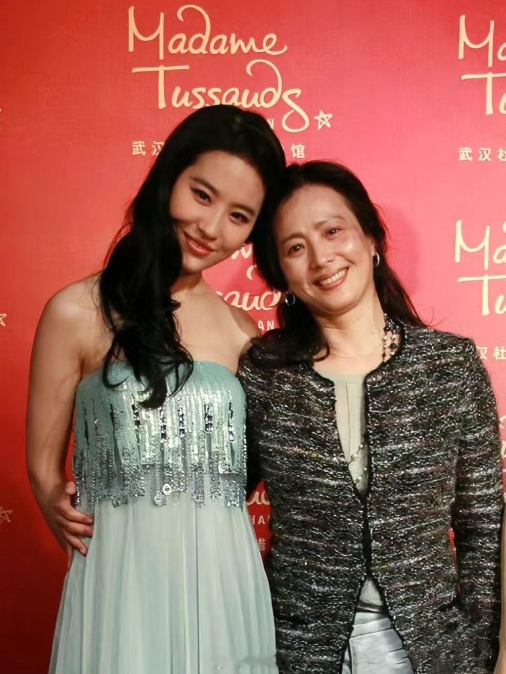 刘亦菲和她的妈妈。刘亦菲和她的妈妈 ​​​
