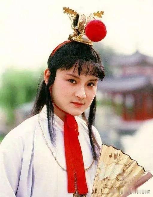 重读《红楼梦》发现一个十分有趣的现象，就是里面的“二爷”真多，像宝二爷（贾宝玉）