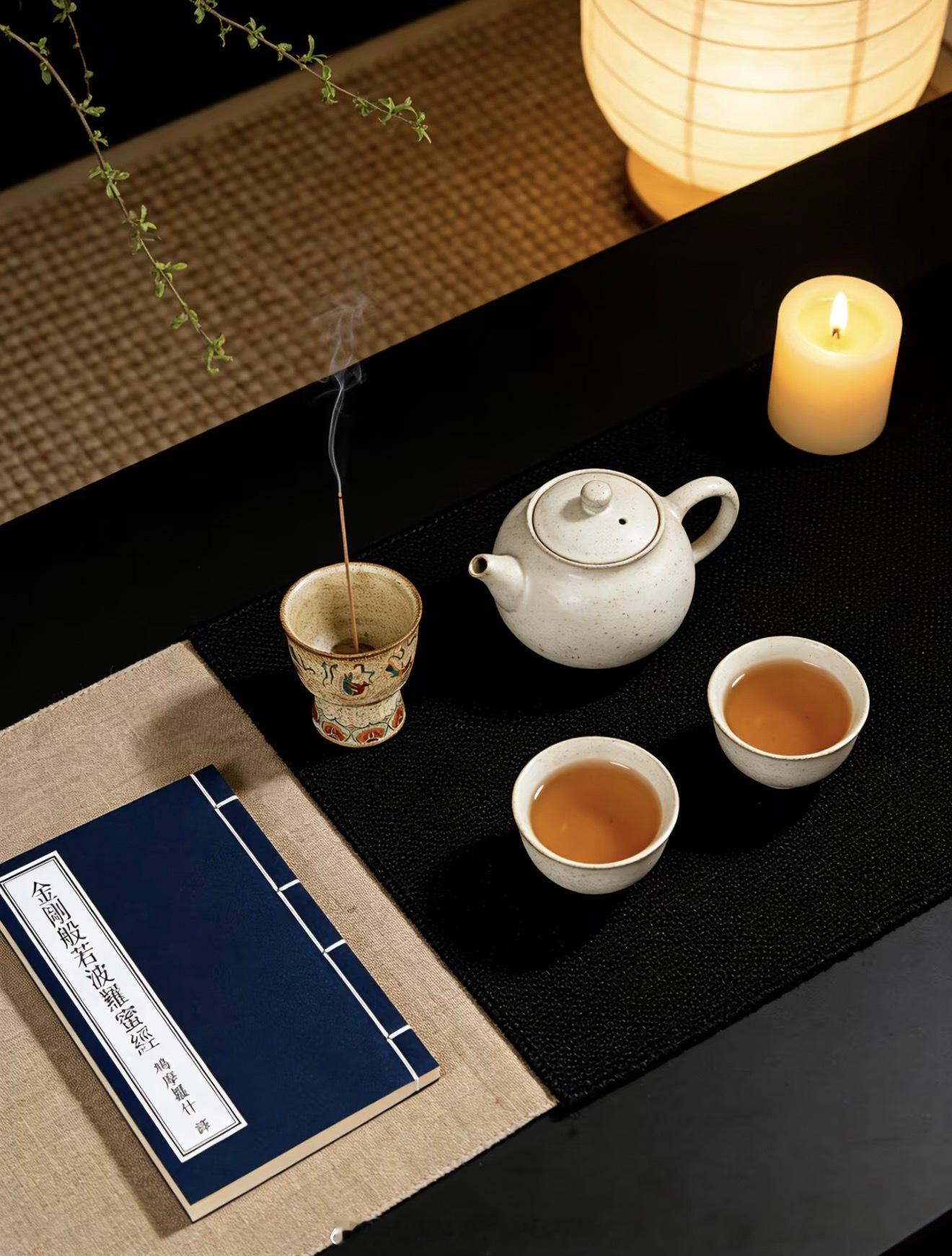 最近被问得最多的一个问题就是：踏空了怎么办？卖飞了，好难受。其实我一直在想，为什