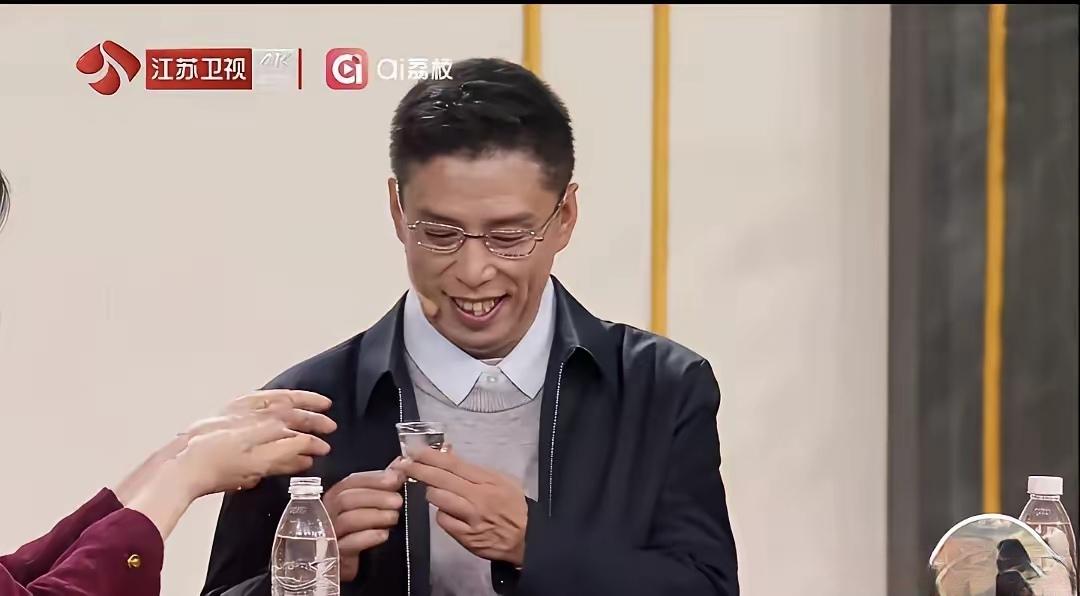 [吃瓜群众]如今看个小品也要“逐帧复盘”——应在此时，“贾鱼…局”就已经产生了某