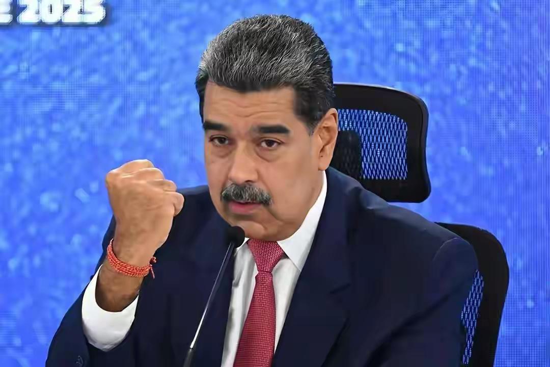 成功突袭委内瑞拉让特朗普牛气冲天！

据新加坡联合早报消息，当地时间2月13号，