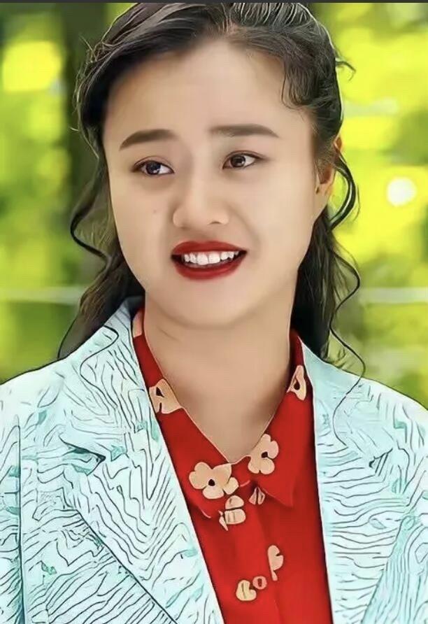 记得她在电视剧《二叔》里演绎的郑宝珠，就是特别的出彩，没有表演痕迹。
这个演员看