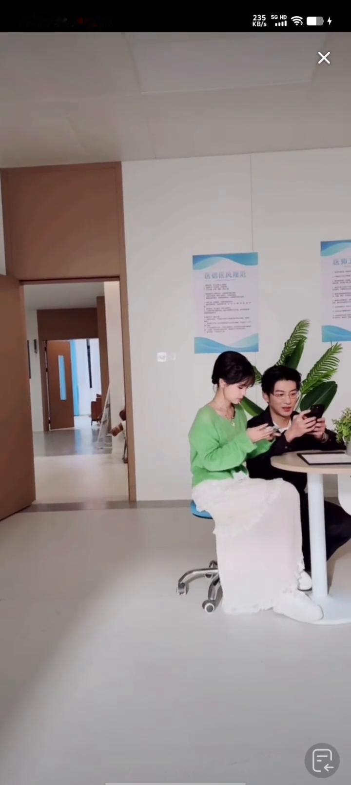 你以为呢？因为我们随时开拍这些游戏，你玩岂不是坑队友？队友能在那边蛐蛐死。是不是