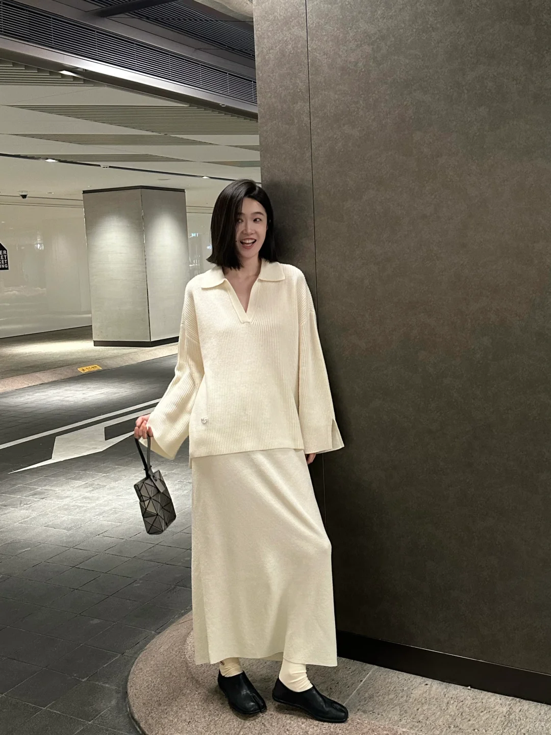 OOTD 今天穿的白色毛衣半裙