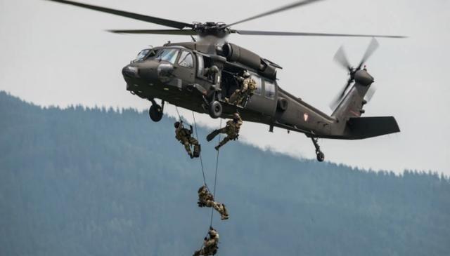 上当了，弄了半天，伊朗和全世界，都上了美国人的当了！

4月3日，美军一架F-1