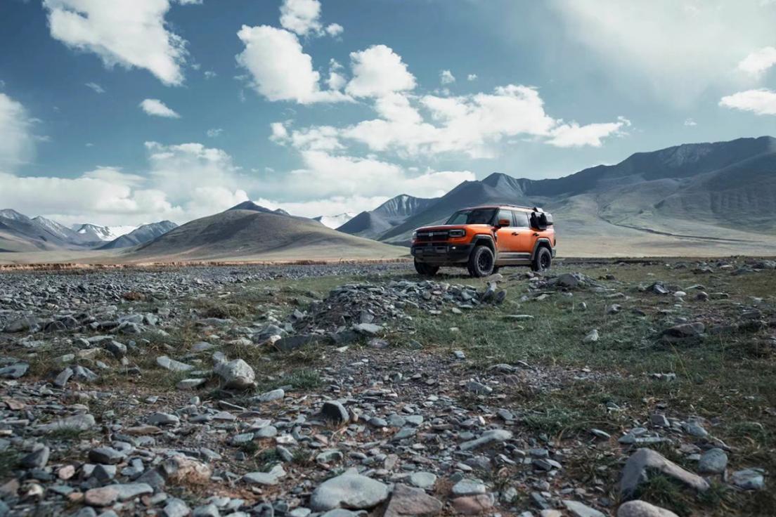 2026北京车展纵横展台，G700智境乾崑版、G700环塔版、G700顶火鸣镝版