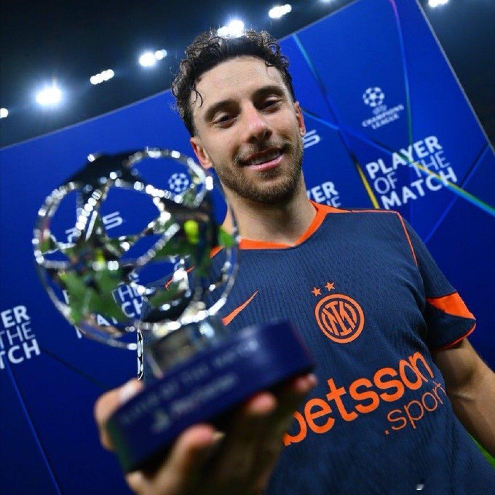 米兰体育报：奥古斯托今天因“轻微腰痛”而没有参加训练 这只是预防措施 这位巴西球