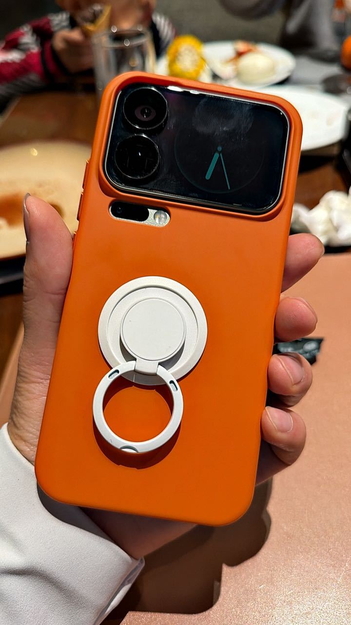 小米发布国内第一个手机版龙虾 待会用媳妇的手机申请一个试试～看了一下演示，目前好