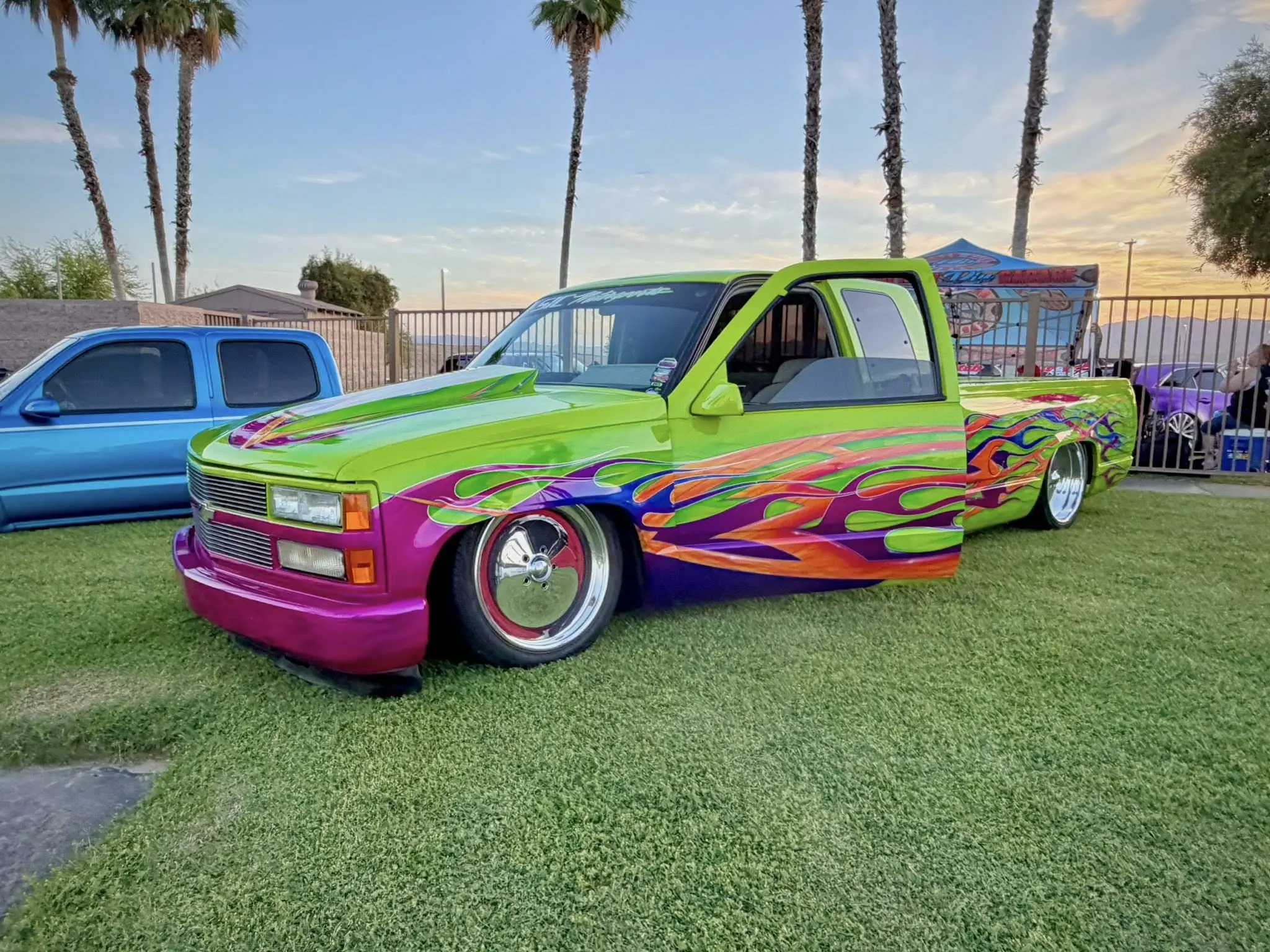 来自内华达州(Nevada)皮卡玩家聚会。Forbidden Fant...