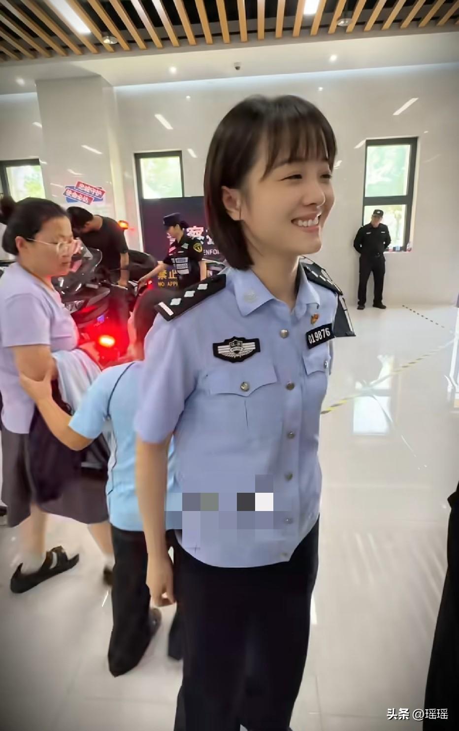 一级警司，至少9年以上