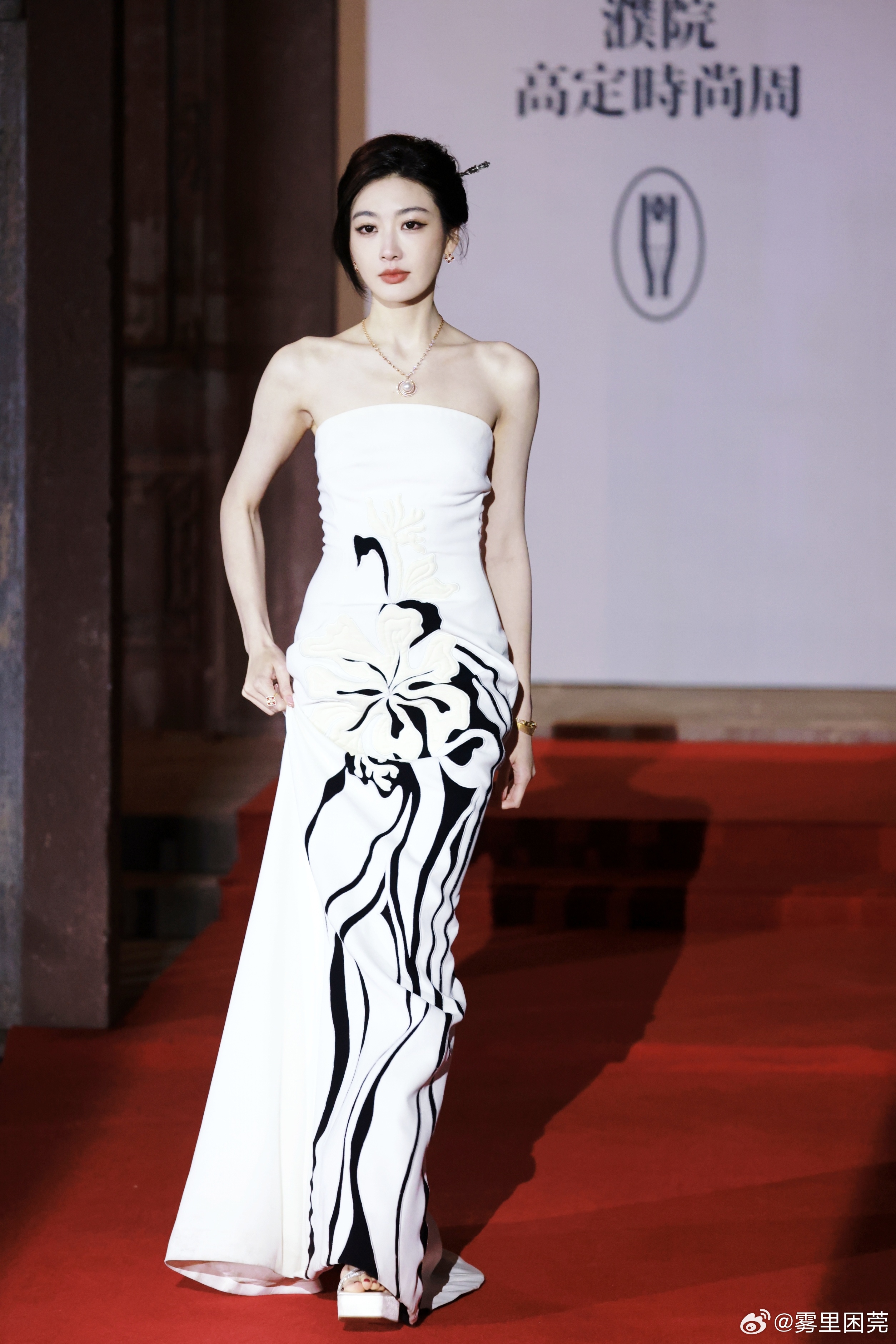 孙乐言濮院高定时装周 今日份孙乐言 