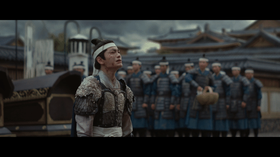 山河枕开局下线7万人 追《山河枕》哪想到第一集就被虐到失语！卫家将士喊着保家卫国