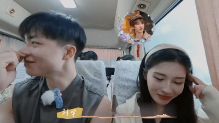 #人心隔肚皮追人隔层厚脸皮#我能吃到这么好嗑的cp饭是我应得的啊啊啊[可怜][可