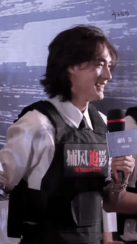 梁家辉说此沙是自己的未来 梁家辉在电影《捕风捉影》首映礼上说此沙说“他一定是我的