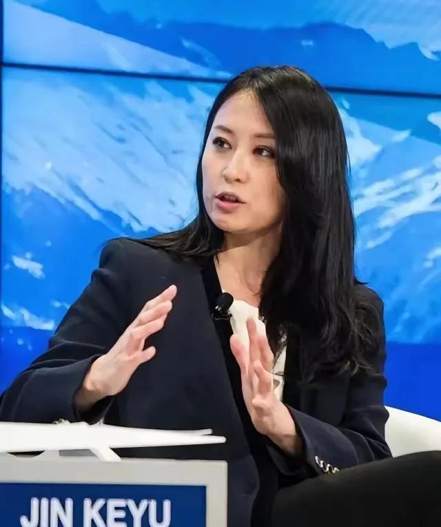 “中国要迈向发达国家，必须向日本和韩国学习，先成为消费大国。”在天津论坛会上，经